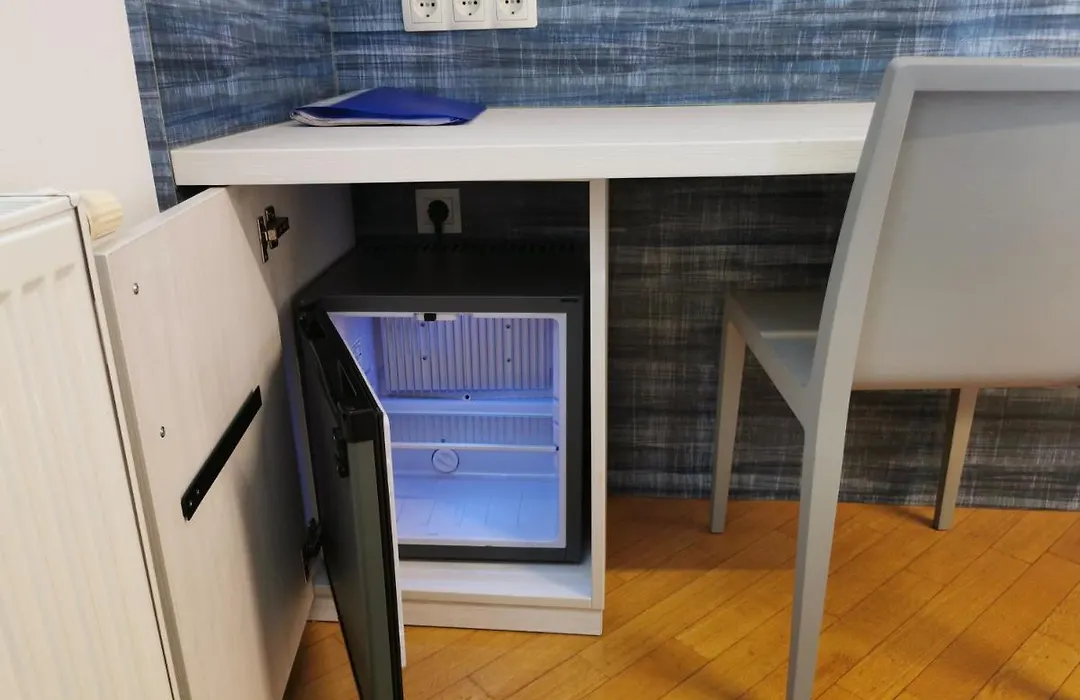 H2O Hostel-1