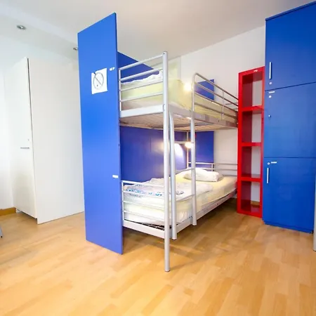 H2O Hostel-3